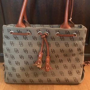 Dooney and Bourke purse